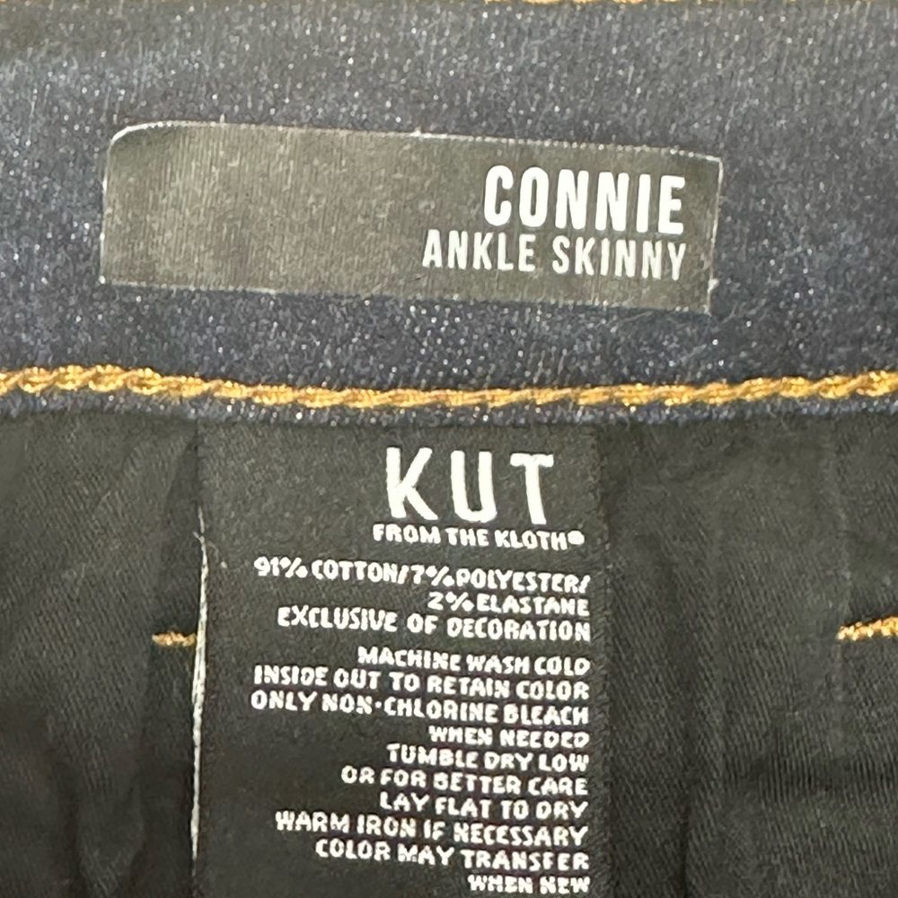 Kut from the Kloth Connie Floral Embroidered Ankle Crop Raw Edge Jeans - Picture 8 of 14